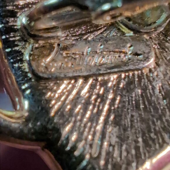 Vintage Kunio Matsumoto For Trifari Modernist Gold Tone Off-White Enamel Clip-On - Picture 3 of 4